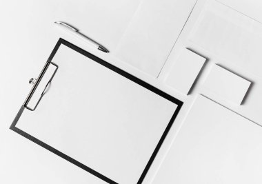 Boş kırtasiyenin fotoğrafı