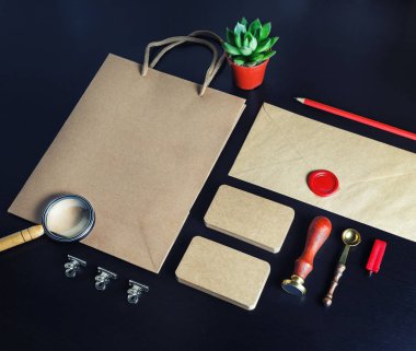 Boş Kraft kırtasiye seti