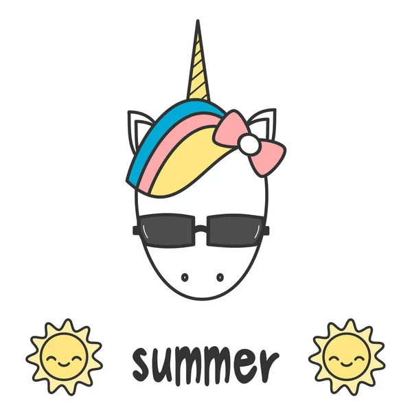 Handen ritade bokstäver Sommarkortet med gullig tecknad färgstark unicorn huvud med solglasögon vektorillustration — Stock vektor