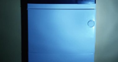 Erkek El Teftiş Devre Kesicisi Panosu ile Flashlight ile Elektrik Düğmesi Aç Dağıtım sigorta panosunu aç