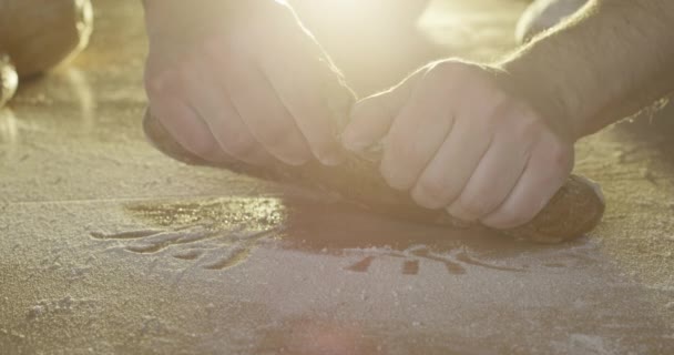 Artisan Rye Bread Loaf Table Torn Hands Steam Coming Sun — Αρχείο Βίντεο