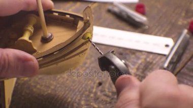 Delik çapa halatlar için video yapmak