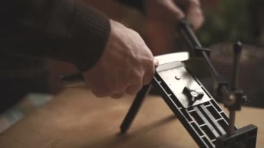 Özel bıçak bileyici video masada