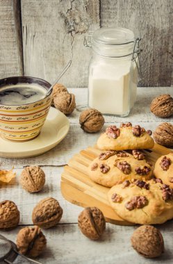 fındık ve Kahvaltıda kahve ile tanımlama.