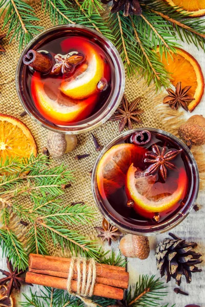 Weihnachtsglühwein. Frohe Weihnachten. — Stockfoto