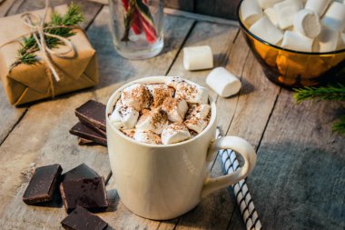 sıcak kakao marshmallows ile. Noel arka plan. 