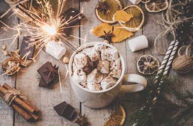 sıcak kakao marshmallows ile. Noel arka plan.