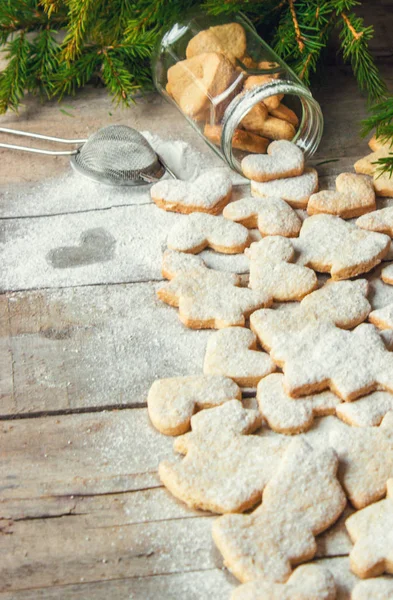 Biscotti di Natale fatti in casa di diverse forme . — Foto Stock