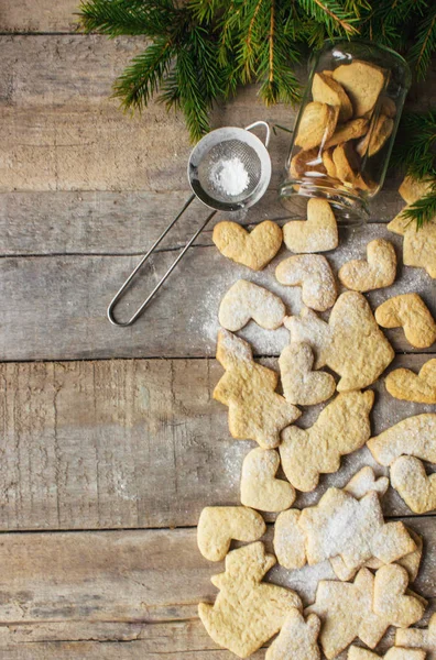 Biscotti di Natale fatti in casa di diverse forme . — Foto Stock