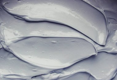 çamur maskesi ile yüz ve vücut için dead sea mineralleri.