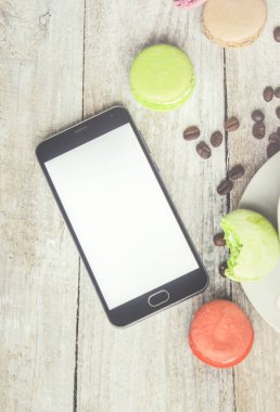 Kahve çekirdeği macarons modern kahvaltı gadzetami ile.