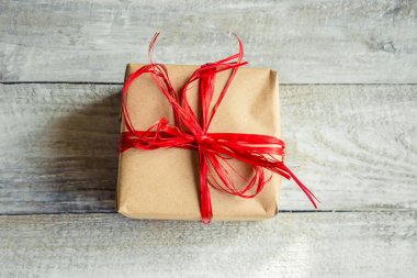 Güzel bir paket tatil hediyesi. Seçici odak. 