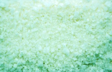 Deniz renkli banyo tuzları kokulu. Seçici odak.