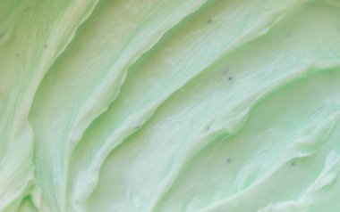 krema, bodur, vücut maskesi parçacıklar peeling ile yeşil. Seçici odak.