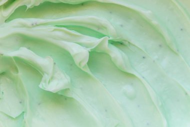 krema, bodur, vücut maskesi parçacıklar peeling ile yeşil. Seçici odak.