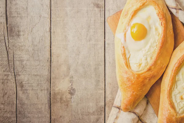 Adjara khachapuri. Georgian dish. Selective focus. — Stock Photo, Image