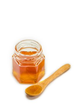 Beyaz bir arka plan üzerinde tatlım. seçici odak.