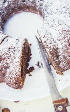 kahve ile çikolatalı kek. Seçici odak. 