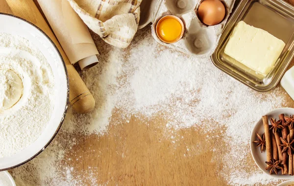 Pastelería, pasteles, cocinar sus propias manos. Enfoque selectivo . —  Fotos de Stock