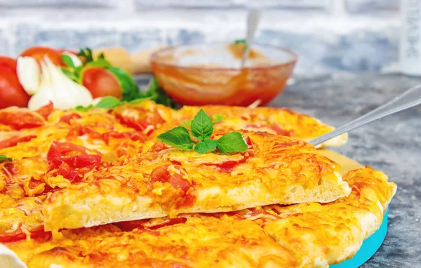 Homemade pizza. selective focus. — Stock Photo, Image