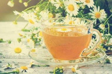 Papatya çayı. Seçici odak.