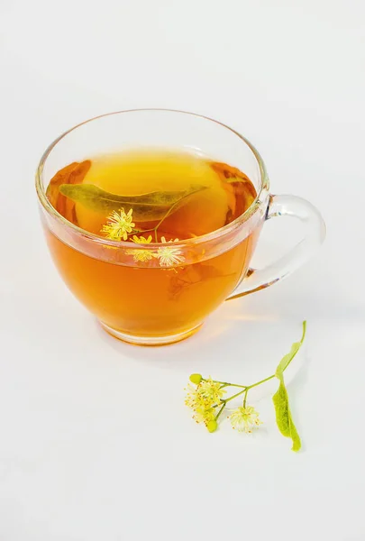 Linden. Linden tea. Selective focus. — Stock Photo, Image