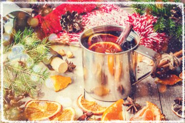 Mulled şarap. Seçici odak. 