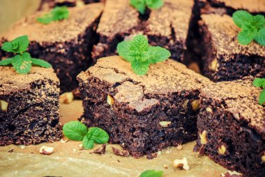 Çikolatalı brownie, seçici odak. 