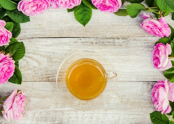Thé, rose de thé, rose, foyer sélectif . — Photo