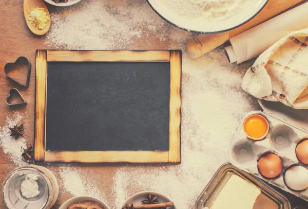 Pastry, cakes, cook their own hands. Selective focus. — Stock Photo, Image