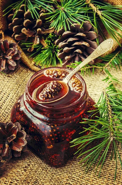 Koni reçel. Seçici odak. 