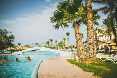 Çocuk Havuzu Resort banyo. Seçici odak. 