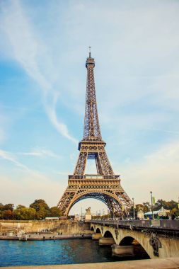 Eyfel Kulesi. Seçici odak.