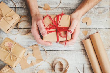 Hediye. Sürpriz. Seçici odak. 