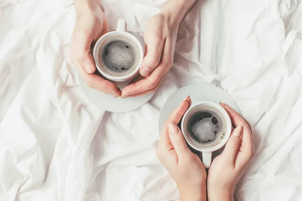 Café na cama. Foco seletivo . — Fotografia de Stock