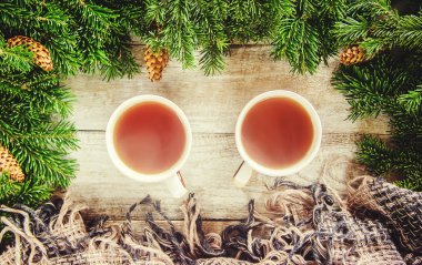 Çay Noel arka plan üzerinde. Seçici odak.