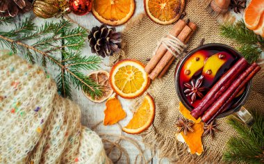 Mulled şarap. Seçici odak.