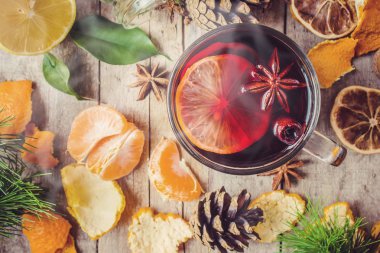 Mulled şarap. Seçici odak.