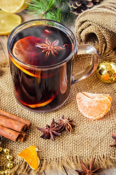 Glühwein. Selektiver Fokus. — Stockfoto