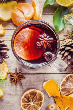 Mulled şarap. Seçici odak.