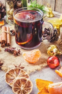 Mulled şarap. Seçici odak.