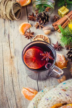 Mulled şarap. Seçici odak.