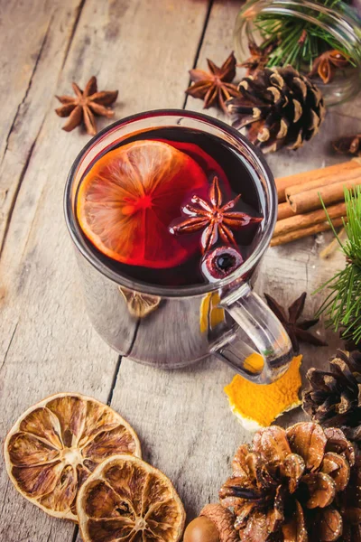 Glühwein. Selectieve aandacht. — Stockfoto