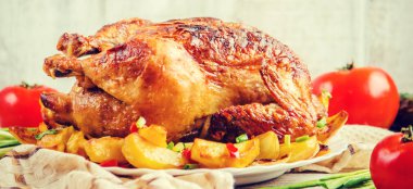 Kızarmış tavuk. Şükran günü. Seçici odak.