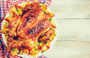 Kızarmış tavuk. Şükran günü. Seçici odak.