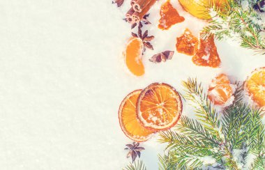 Mandalina ile Noel arka plan. Seçici odak.