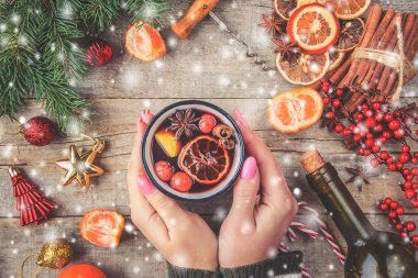 Noel içkisi. Seçici odak.