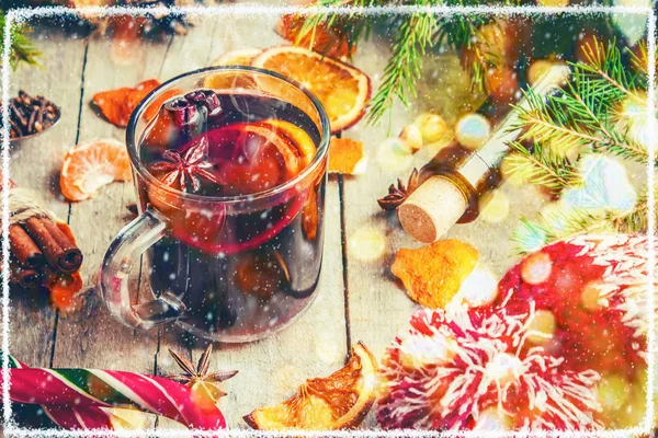 Noel içkisi. Seçici odak.
