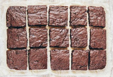 Çikolatalı brownie. Homemade pişirme. Seçici odak. 