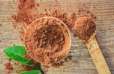 kakao masanın üzerinde. seçici odak. 